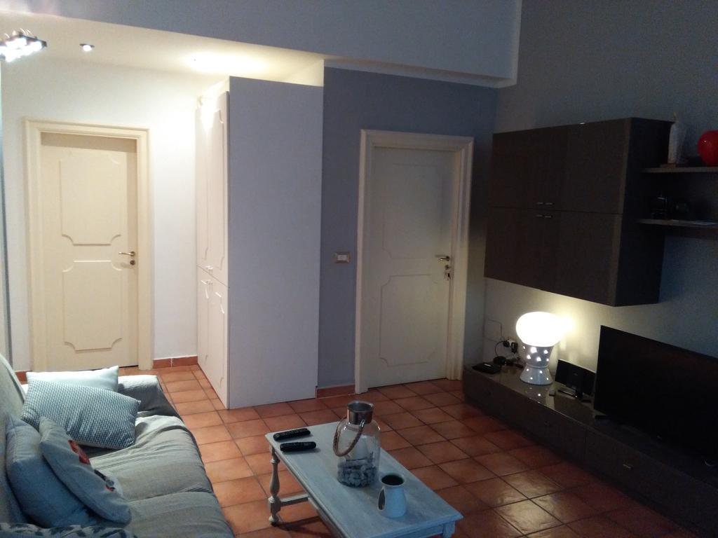 B&B Salerno House Esterno foto